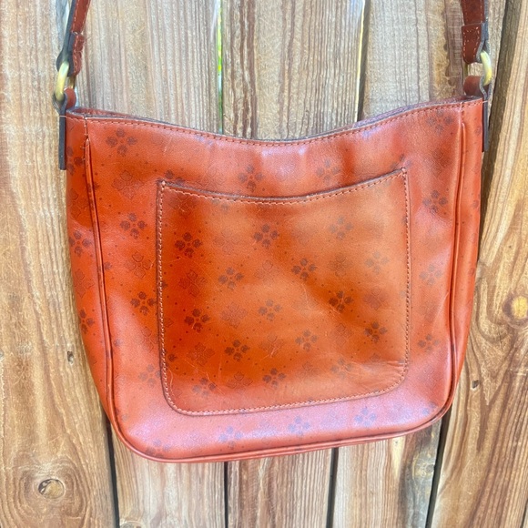 Patricia Nash leather crossbody - Picture 1 of 8